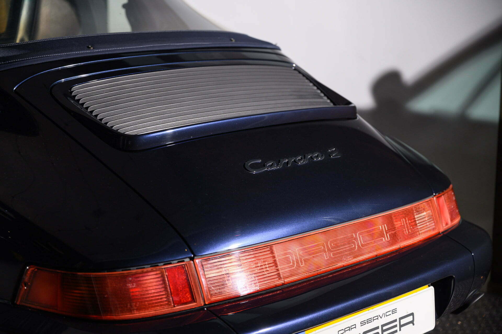 PORSCHE 964 Carrera 2 Cabriolet Nachtblau-met Car Service Visser Gespecialiseerd in Porsche