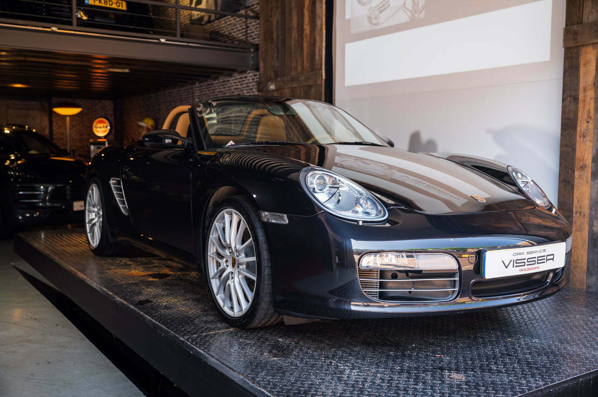 Porsche Boxster S Handschakeld Basaltschwarz metallic Car Service Visser Gespecialiseerd in Porsche Hilversum