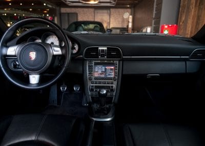 Porsche 997 Carrera S Basaltschwarz-metallic NL-auto 19 Porsche 997 Carrera S Handgeschakelde Coupe Basaltschwarz metallic Car Service Visser Gespecialiseerd in Hilversum