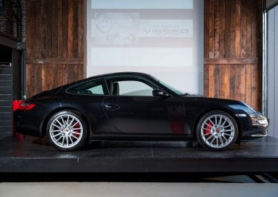 Porsche 997 Carrera S Basaltschwarz-metallic NL-auto 2 Porsche 997 Carrera S Handgeschakelde Coupe Basaltschwarz metallic Car Service Visser Gespecialiseerd in Hilversum