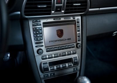 Porsche 997 Carrera S Basaltschwarz-metallic NL-auto 22 Porsche 997 Carrera S Handgeschakelde Coupe Basaltschwarz metallic Car Service Visser Gespecialiseerd in Hilversum