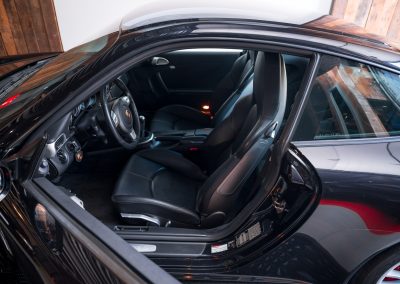 Porsche 997 Carrera S Handgeschakelde Coupe Basaltschwarz metallic Car Service Visser Gespecialiseerd in Hilversum