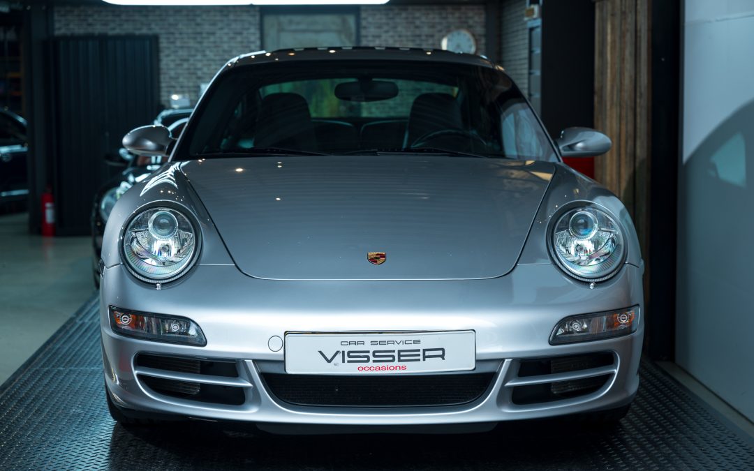 Porsche 997 Carrera S Automaat Coupe Arktissilber-metallic Car Service Visser Gespecialiseerd in Porsche Hilversum