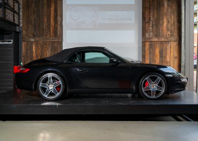 Porsche 997 Carrera 4S Cabriolet Basaltschwarz-metallic Automaat Car Service Visser Gespecialiseerd in Porsche Hilversum