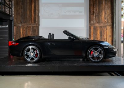 Porsche 997 Carrera 4S Cabriolet Basaltschwarz-metallic Automaat Car Service Visser Gespecialiseerd in Porsche Hilversum