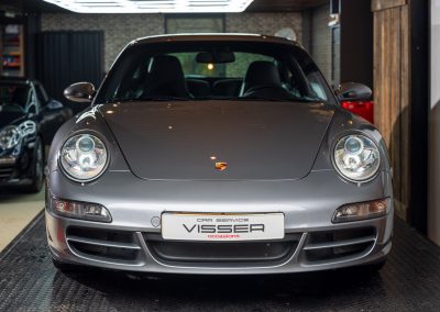 Porsche 997 Carrera S Sealgrau-metallic 1 Porsche 997 Carrera 2S Handgeschakelde coupe Sealgrau-metallic Car Service Visser Gespecialiseerd in Porsche Hilversum