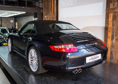 Porsche 997 Carrera 4S Cabriolet Basaltschwarz-metallic gereviseerde motor 11 Porsche 997 Carrera 4S Cabriolet Automaat Basaltscharz-met Car Service Visser Gespecialiseerd in Porsche Hilversum