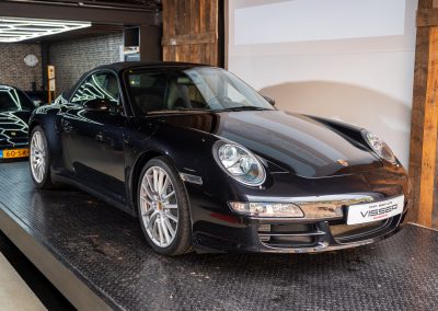 Porsche 997 Carrera 4S Cabriolet Basaltschwarz-metallic gereviseerde motor 6 Porsche 997 Carrera 4S Cabriolet Automaat Basaltscharz-met Car Service Visser Gespecialiseerd in Porsche Hilversum