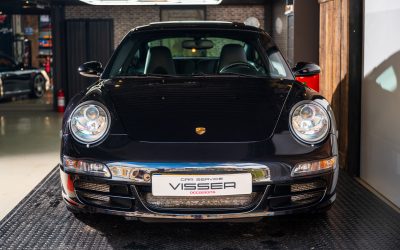 Porsche 997 Carrera 4S Basaltschwarz-metallic NL-auto gereviseerde motor