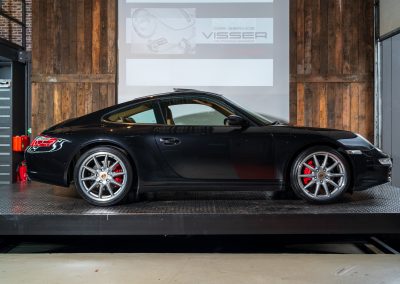 Porsche 997 Carrera 4S Basaltschwarz-metallic 2 Porsche 997 Carrera 4S Handgeschakelde Coupe Basaltschwarz-metallic Car Service Visser Gespecialiseerd in Porsche Hilversum