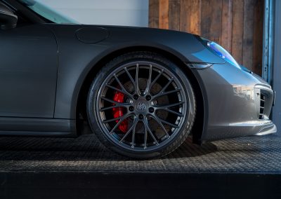 Porsche 991.2 Carrera 4S Automaat Achatgrau metallic Car Service Visser Gespecialiseerd in Porsche Hilversum