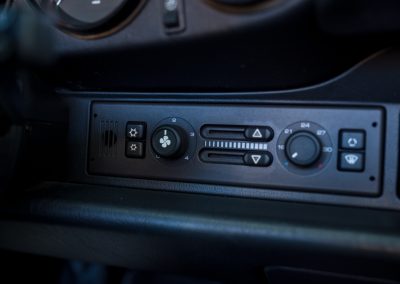 Porsche 993 Carrera Handgeschakelde Cabriolet Polarsilber-metallic Car Service Visser Gespecialiseerd in Porsche Hilversum