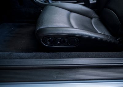 Porsche 993 Carrera Handgeschakelde Cabriolet Polarsilber-metallic Car Service Visser Gespecialiseerd in Porsche Hilversum