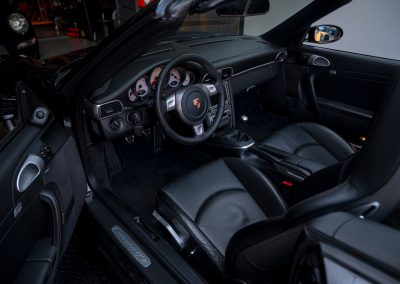 Porsche 997 Carrera 4S handgeschakelde cabriolet Basaltschwarz-metallic Car Service Visser Gespecialiseerd in Porsche Hilversum