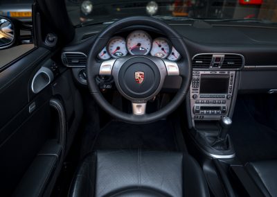 Porsche 997 Carrera 4S handgeschakelde cabriolet Basaltschwarz-metallic Car Service Visser Gespecialiseerd in Porsche Hilversum