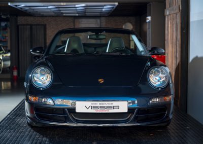 Porsche 997 Carrera S hangeschakelde Cabriolet Atlasgrau-metallic Car Service Visser Gespecialiseerd in Porsche Hilversum