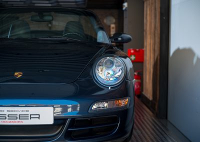 Porsche 997 Carrera S hangeschakelde Cabriolet Atlasgrau-metallic Car Service Visser Gespecialiseerd in Porsche Hilversum