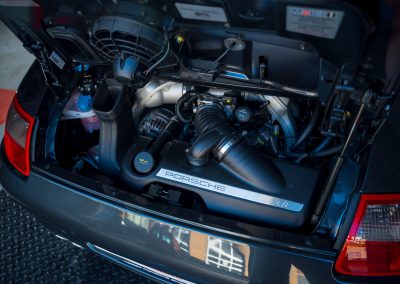 Porsche 997 Carrera S hangeschakelde Cabriolet Atlasgrau-metallic Car Service Visser Gespecialiseerd in Porsche Hilversum