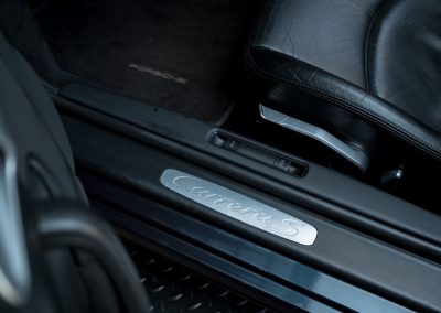 Porsche 997 Carrera S hangeschakelde Cabriolet Atlasgrau-metallic Car Service Visser Gespecialiseerd in Porsche Hilversum