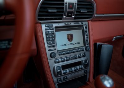 Porsche 997 Carrera S hangeschakelde Cabriolet Basaltschwarz metallic Car Service Visser Gespecialiseerd in Porsche Hilversum