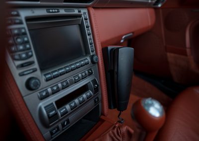 Porsche 997 Carrera S hangeschakelde Cabriolet Basaltschwarz metallic Car Service Visser Gespecialiseerd in Porsche Hilversum