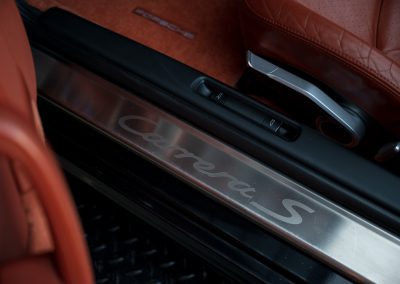 Porsche 997 Carrera S hangeschakelde Cabriolet Basaltschwarz metallic Car Service Visser Gespecialiseerd in Porsche Hilversum