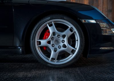 Porsche 997 Carrera S hangeschakelde Cabriolet Basaltschwarz metallic Car Service Visser Gespecialiseerd in Porsche Hilversum