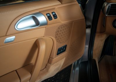 Porsche 997 Carrera S Coupe Arktissilber Handgeschakeld Car Service Visser Gespecialiseerd in Porsche Hilversum