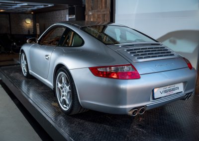Porsche 997 Carrera S Coupe Arktissilber Handgeschakeld Car Service Visser Gespecialiseerd in Porsche Hilversum