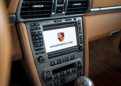 Porsche 997 Carrera S Coupe Arktissilber Handgeschakeld Car Service Visser Gespecialiseerd in Porsche Hilversum