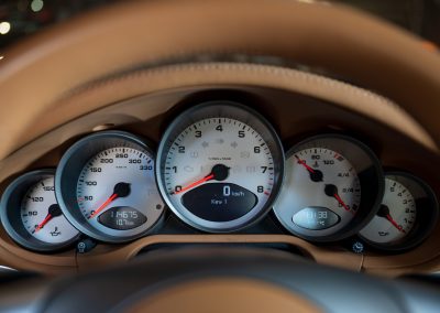 Porsche 997 Carrera S Coupe Arktissilber Handgeschakeld Car Service Visser Gespecialiseerd in Porsche Hilversum