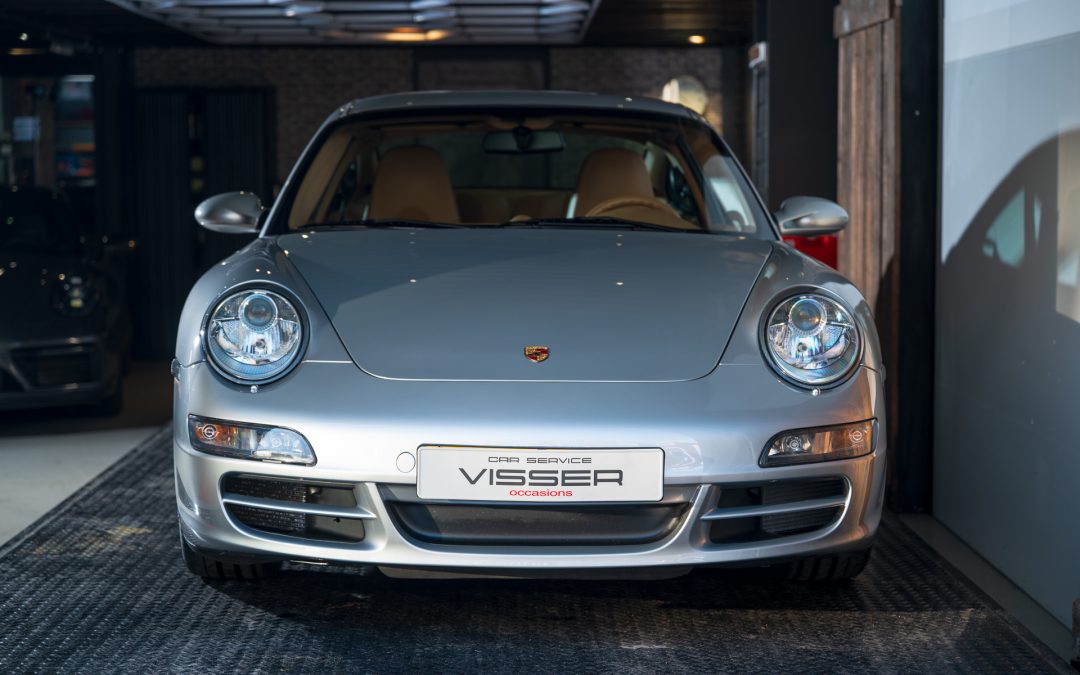 Porsche 997 Carrera S Coupe Arktissilber Handgeschakeld Car Service Visser Gespecialiseerd in Porsche Hilversum