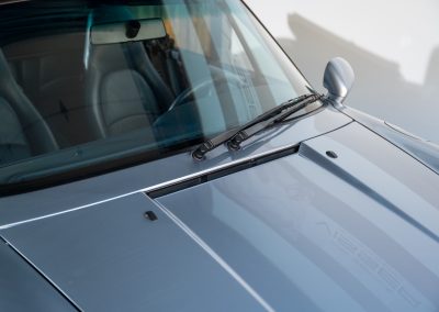 Porsche 993 Carrera Handgeschakeld Polarsilber-met Car Service Visser