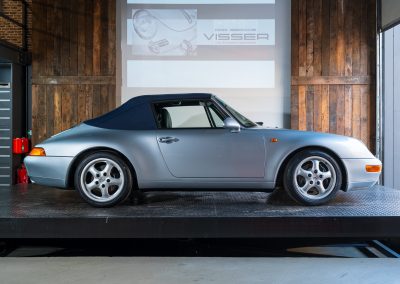 Porsche 993 Carrera Handgeschakeld Polarsilber-met Car Service Visser