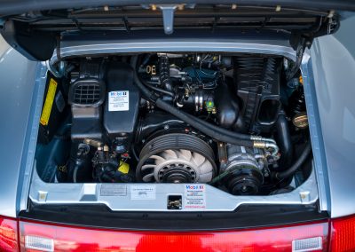 Porsche 993 Carrera Handgeschakeld Polarsilber-met Car Service Visser