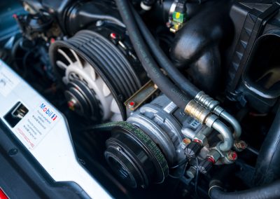 Porsche 993 Carrera Handgeschakeld Polarsilber-met Car Service Visser