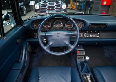 Porsche 993 Carrera Handgeschakeld Polarsilber-met Car Service Visser