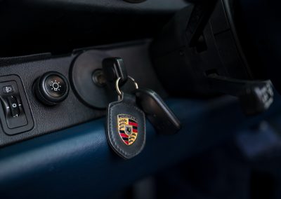 Porsche 993 Carrera Handgeschakeld Polarsilber-met Car Service Visser