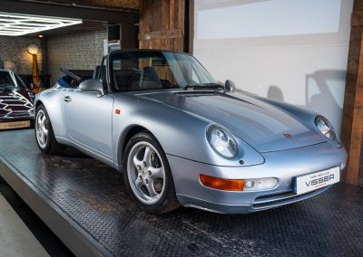 Porsche 993 Carrera Handgeschakeld Polarsilber-met Car Service Visser