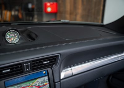 Porsche 991 Carrera 4S Cabriolet Basaltschwarz-metallic Car Service Visser