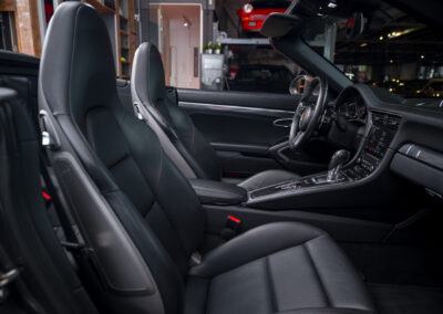 Porsche 991.2 C2 PDK Cabriolet Achatgrau-metallic Car Service Visser Porsche