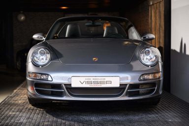 Verkochte Porsches 55 997 Carrera S Handgeschakelde Cabriolet Sealgrau metallic Car Service Visser Gespecialiseerd in Porsche Hilversum