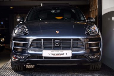 Verkochte Porsches 56 Porsche Macan Turbo Performance Power Kit PDK Vulkaangrijs metallic Car Service Visser Gespecialiseerd in Porsche