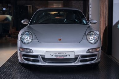 Verkochte Porsches 27 Porsche 997 Carrera S Arktissilber-metallic handgeschakelde coupe Car Service Visser gespecialiseerd in Porsche Hilversum