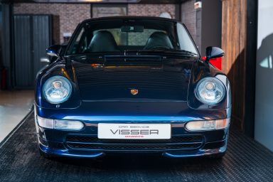 Porsche 993 Carrera 2 Coupe handgeschakeld Nachtblau metallic Car Service Visser Gespecialiseerd in Porsche Hilversum Porsche 993 Carrera 2 Coupe handgeschakeld Nachtblau metallic Car Service Visser Gespecialiseerd in Porsche Hilversum